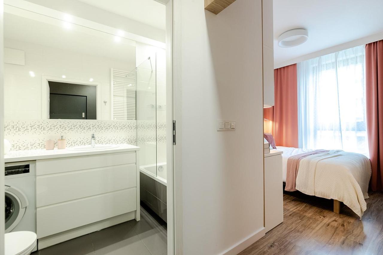 Studio Wola Apartament Kasprzaka - Wifi + Smart Tv Βαρσοβία Εξωτερικό φωτογραφία